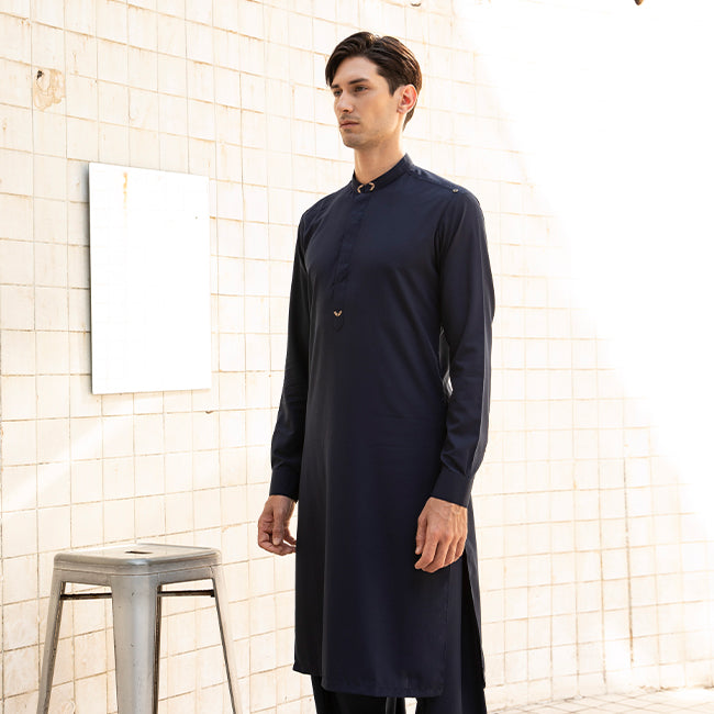 Black Pearl - Video Poster 1