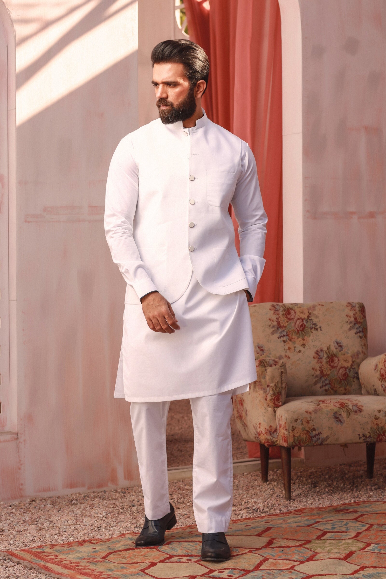 WAISTCOAT-WASF WHITE IST-04