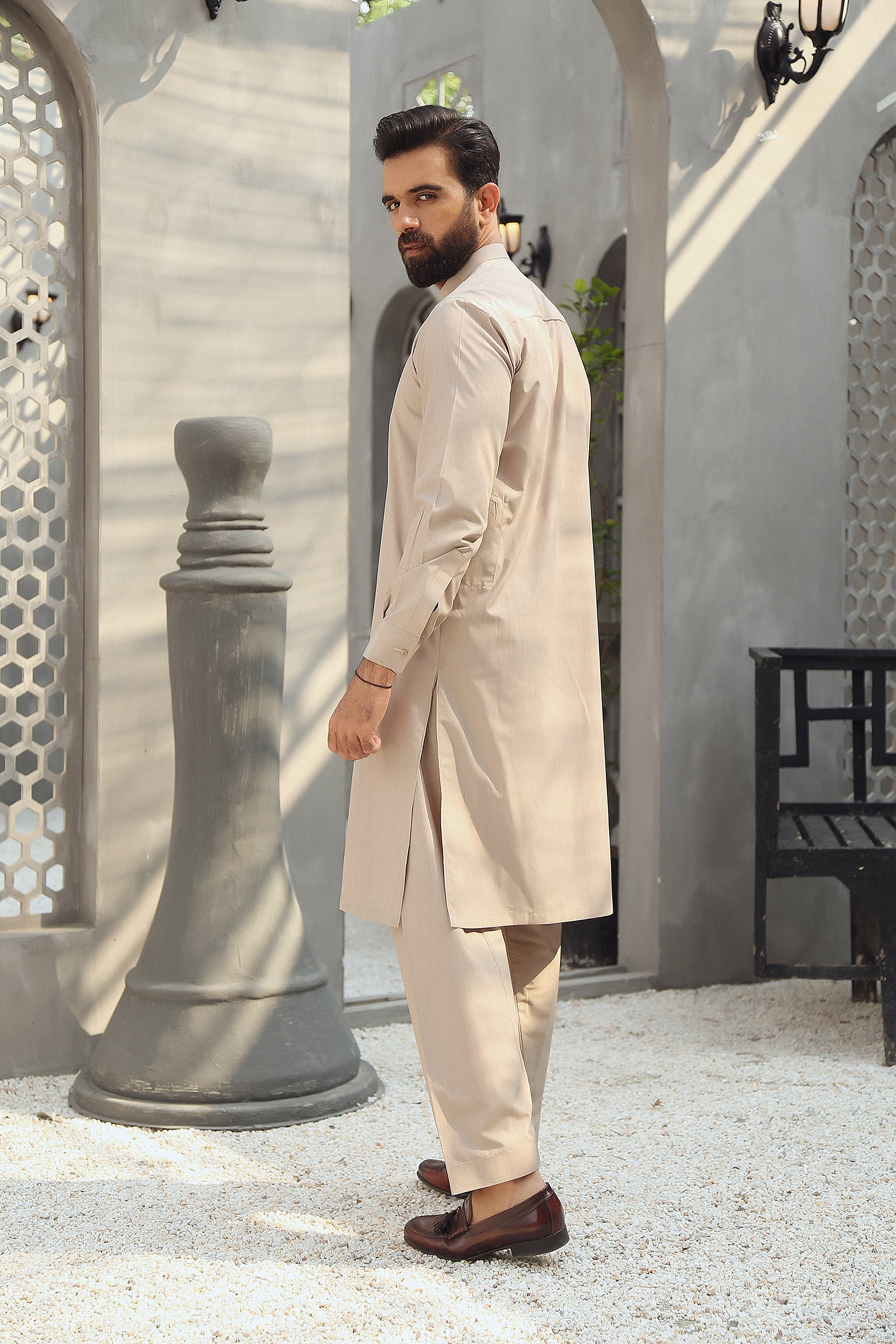 2PC  STITCHED-NOVEL WOOD IST-50