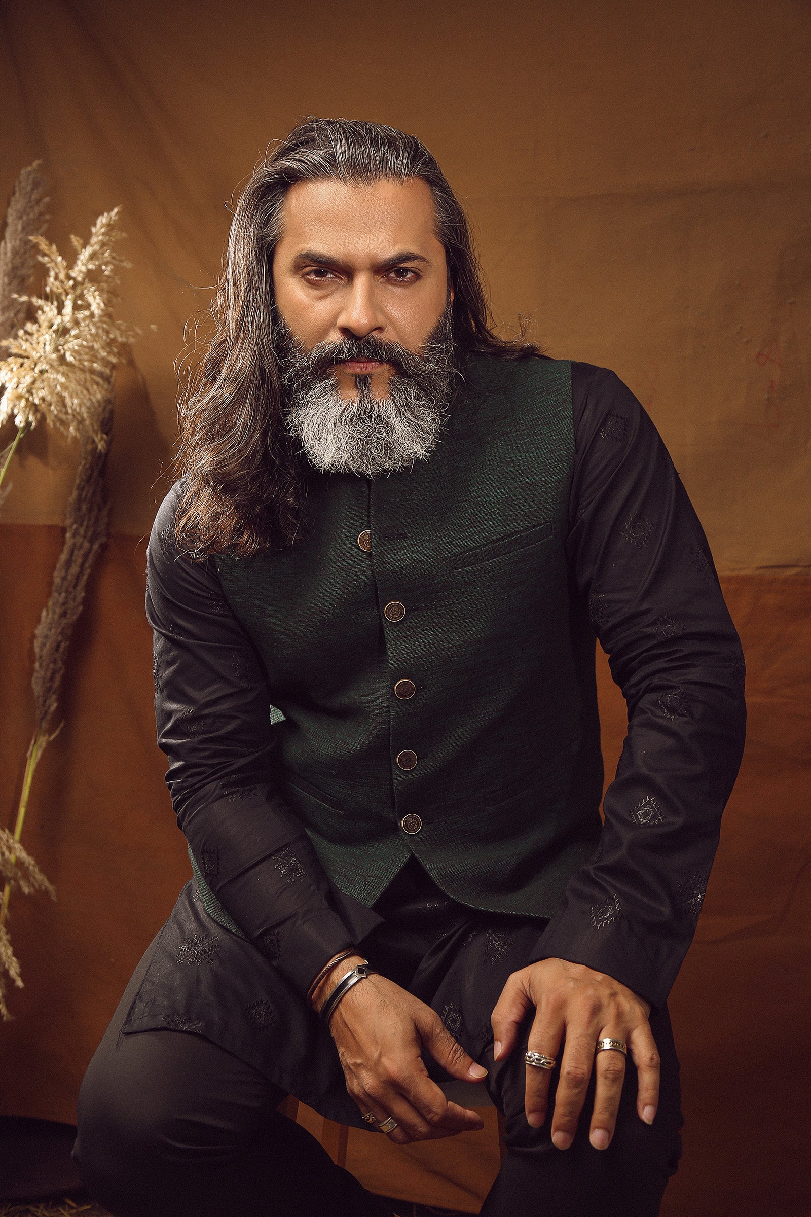 WAISTCOAT-KHADDAR BOTTLE GREEN IST-61