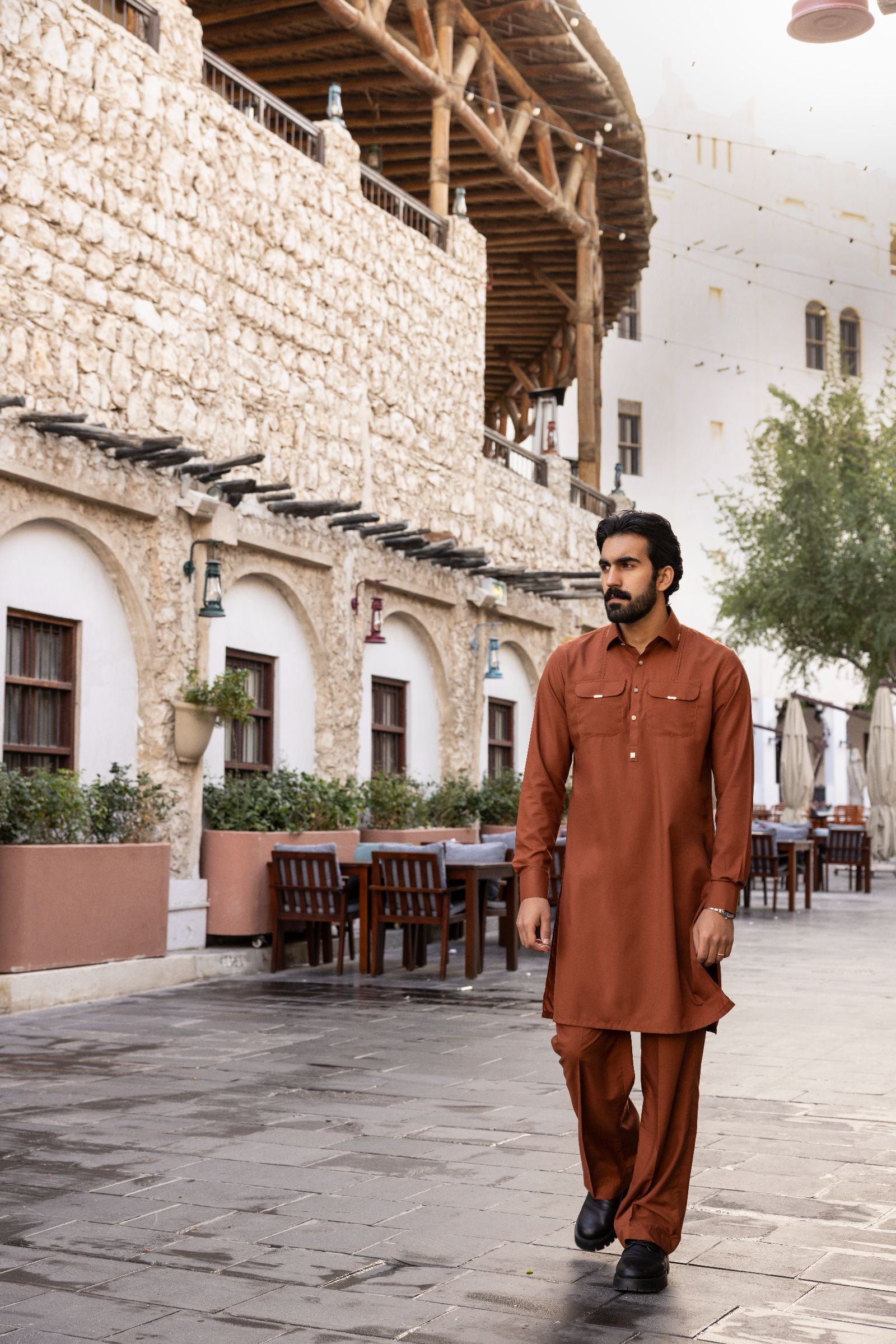 Avar - Video Poster 1