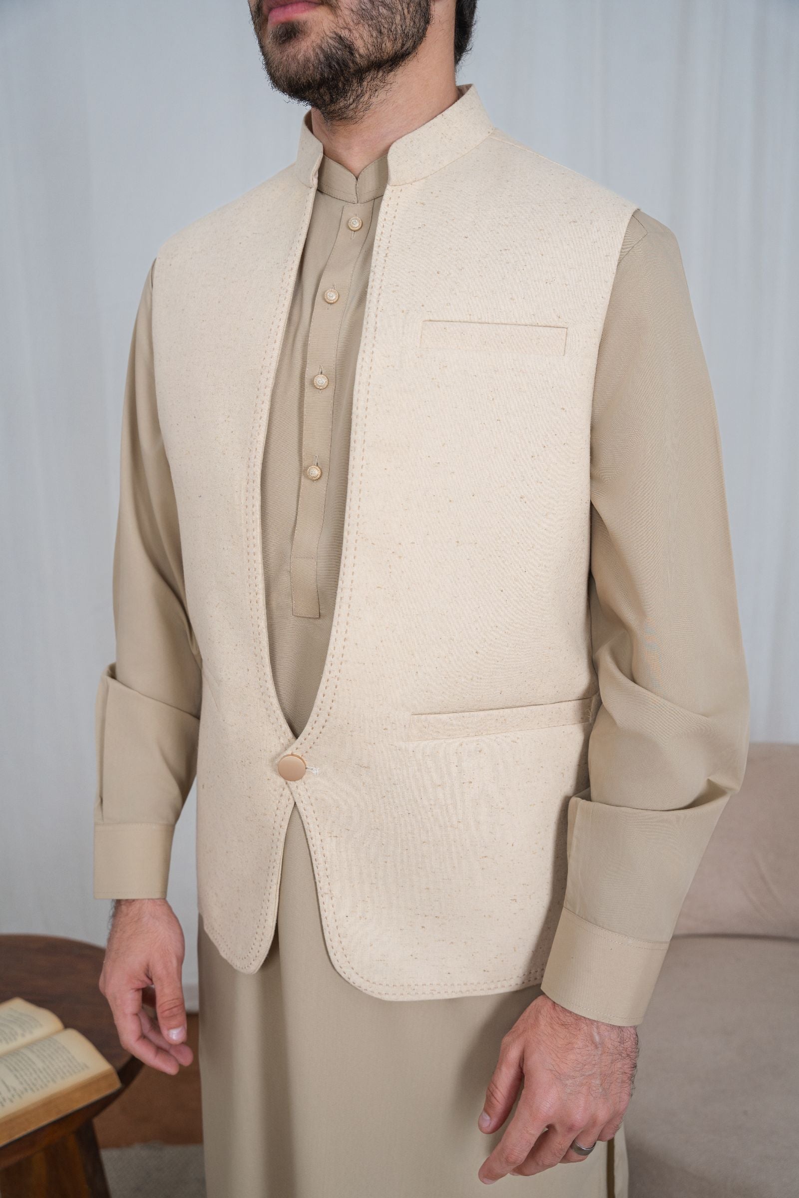 Waistcoat-C.KRD-GOLD CREAM-S-IST-3051 - Video Poster 1